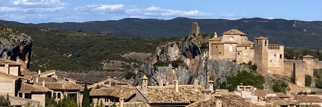 Alquezar, capital del Barranquismo Sierra de Guara