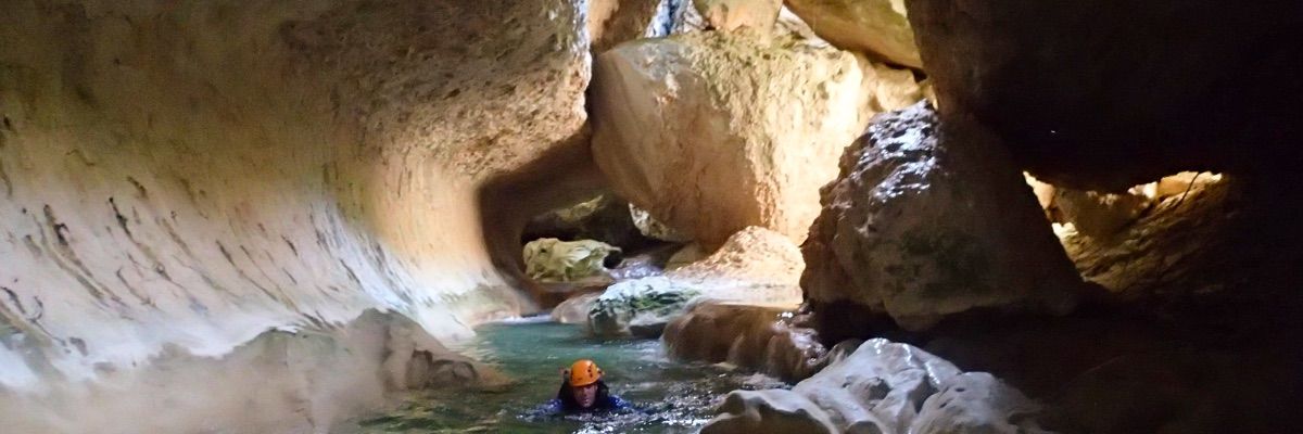 Oscuros del Vero, Barranquismo en la Sierra de Guara